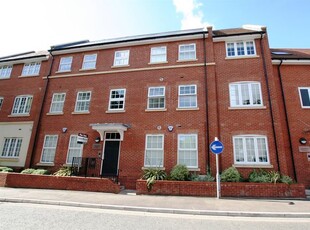 Flat to rent in Apt 7, 2 King Street, Worcester WR1