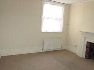 Flat to rent in Avondale Road, South Croydon CR2