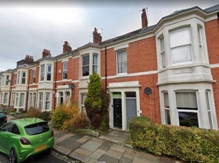 Flat to rent in Bayswater Road, Newcastle Upon Tyne NE2