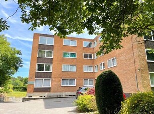 Flat to rent in Brooklawn, Manchester M20