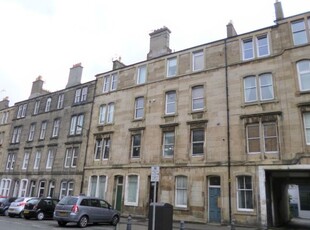 Flat to rent in Brunswick Street, Hillside, Edinburgh EH7