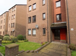 Flat to rent in Bryson Road, Polwarth, Edinburgh EH11