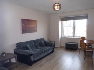Flat to rent in Caroline Apartments, Floor Right (Top Floor) AB25