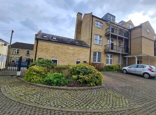 Flat to rent in Flat 6, Burberry Court, Littleport CB6