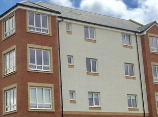 Flat to rent in Forge Crescent, Bishopton, Renfrewshire PA7