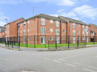 Flat to rent in Lawnhurst Avenue, Wythenshawe, Manchester M23
