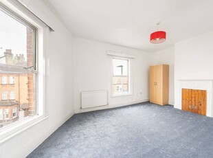 Flat to rent in Mitcham Road, Tooting, London SW17
