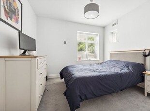 Flat to rent in Old High Street, Headington OX3
