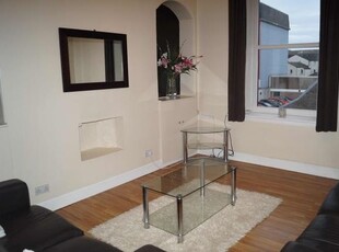 Flat to rent in Rose Street, Aberdeen AB10