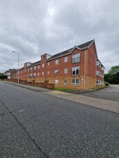 Flat to rent in The Grange, 506 Old Chester Road, Birkenhead, Merseyside CH42