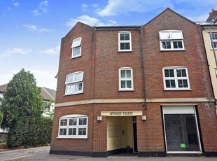 Flat to rent in Western Road, Brentwood CM14