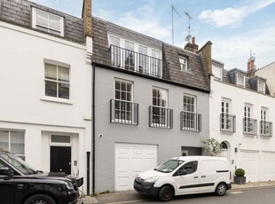 Mews house to rent in Pavilion Road, London SW1X