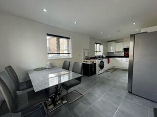 Property to rent Slough, SL3 7SX