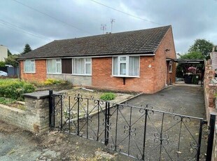 Semi-detached bungalow to rent in Victoria Road, Bradmore, Wolverhampton WV3