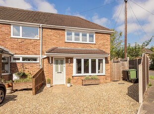 Semi-detached house for sale in Meadway, Harpenden AL5