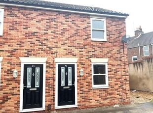 Semi-detached house to rent in Prince Street, Wisbech PE13