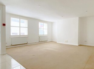 Flat to rent in Devonshire Place, Brighton BN2