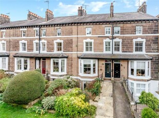 Terraced house for sale in Swan Road, Harrogate, North Yorkshire HG1