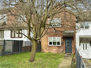 Terraced house to rent in Edward Court, Hemel Hempstead HP3