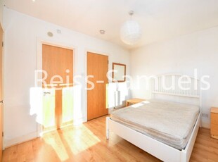 Terraced house to rent in Ferry Street, Isle Of Dogs, Docklands, London E14