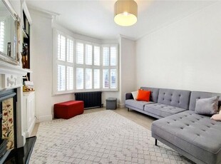 Terraced house to rent in Poynings Road, Dartmouth Park N19
