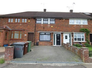 Terraced house to rent in Theobald Street, Borehamwood WD6