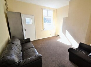 Terraced house to rent in Welford Street, Salford M6