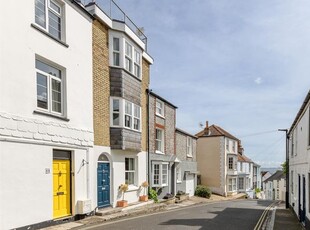 Town house for sale in Sun Hill, Cowes PO31