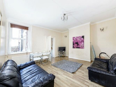 2 bedroom apartment for sale in Forsyth Road, Jesmond, Newcastle Upon Tyne, Tyne & Wear, NE2