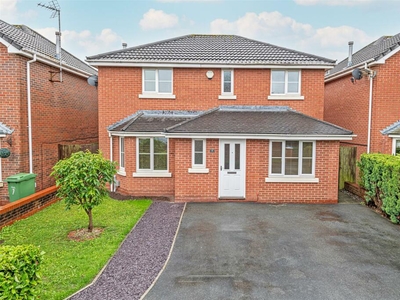 4 bedroom detached house for sale in Fairford Close, Great Sankey, Warrington, WA5