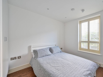 Flat in Shirley Street, Canning Town, E16