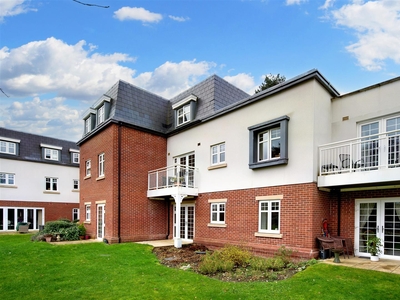 1 Bedroom Retirement Flat For Sale in Solihull,