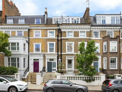 3 Bedroom Apartment For Sale In Kensington, London