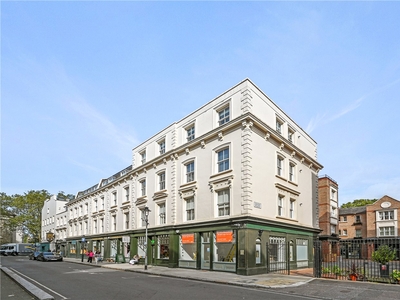 Galen Place, London, WC1A 3 bedroom flat/apartment in London