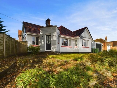 3 Bedroom Detached Bungalow For Sale In Eastleigh, Hampshire