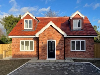 3 Bedroom Detached House For Sale In Grimsby, Lincolnshire