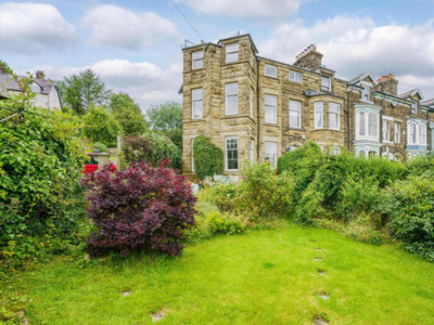 3 Bedroom End Of Terrace House For Sale In Buxton