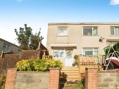 3 Bedroom End Of Terrace House For Sale In Llanedeyrn, Cardiff