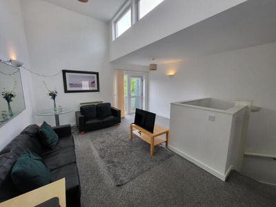 3 Bedroom Town House For Sale In Hulme, Manchester