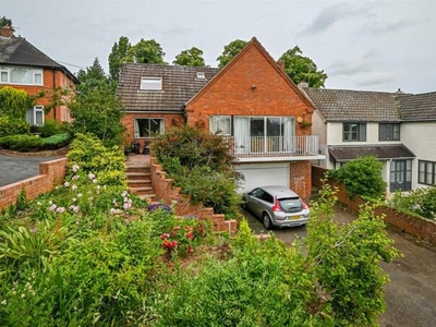 4 Bedroom Detached House For Sale In Westgate Drive