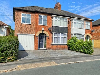 4 Bedroom Semi-detached House For Sale In Willerby