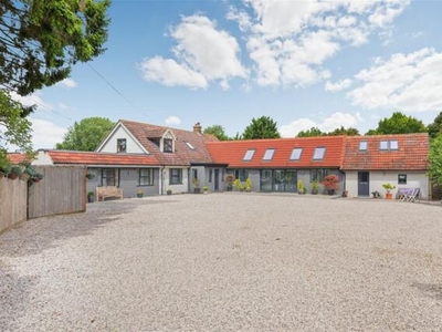 5 Bedroom Detached House For Sale In Haultwick, Hertfordshire