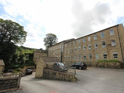 2 Bedroom Apartment For Sale In Steeton, Keighley