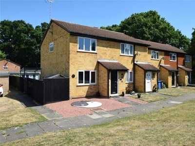 2 Bedroom End Of Terrace House For Sale In Maidenhead, Berkshire
