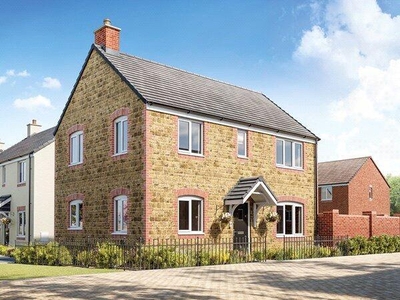 3 Bedroom Detached House For Sale In Lyde Green
