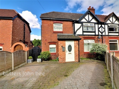 3 bedroom House -Semi-Detached for sale in Rudheath