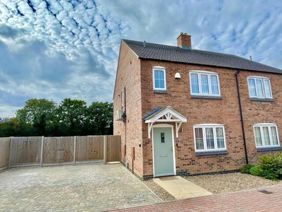 3 Bedroom Semi-detached House For Sale In Blaby