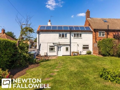3 Bedroom Semi-detached House For Sale In North Leverton