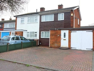 3 bedroom semi-detached house for sale Luton, LU3 3DD