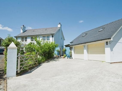 4 Bedroom Detached House For Sale In Maesycoed